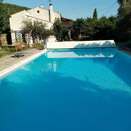 Maison D'Hotes Eco-Responsable Avec Piscine 6X12M Chateaudouble  Exterior photo